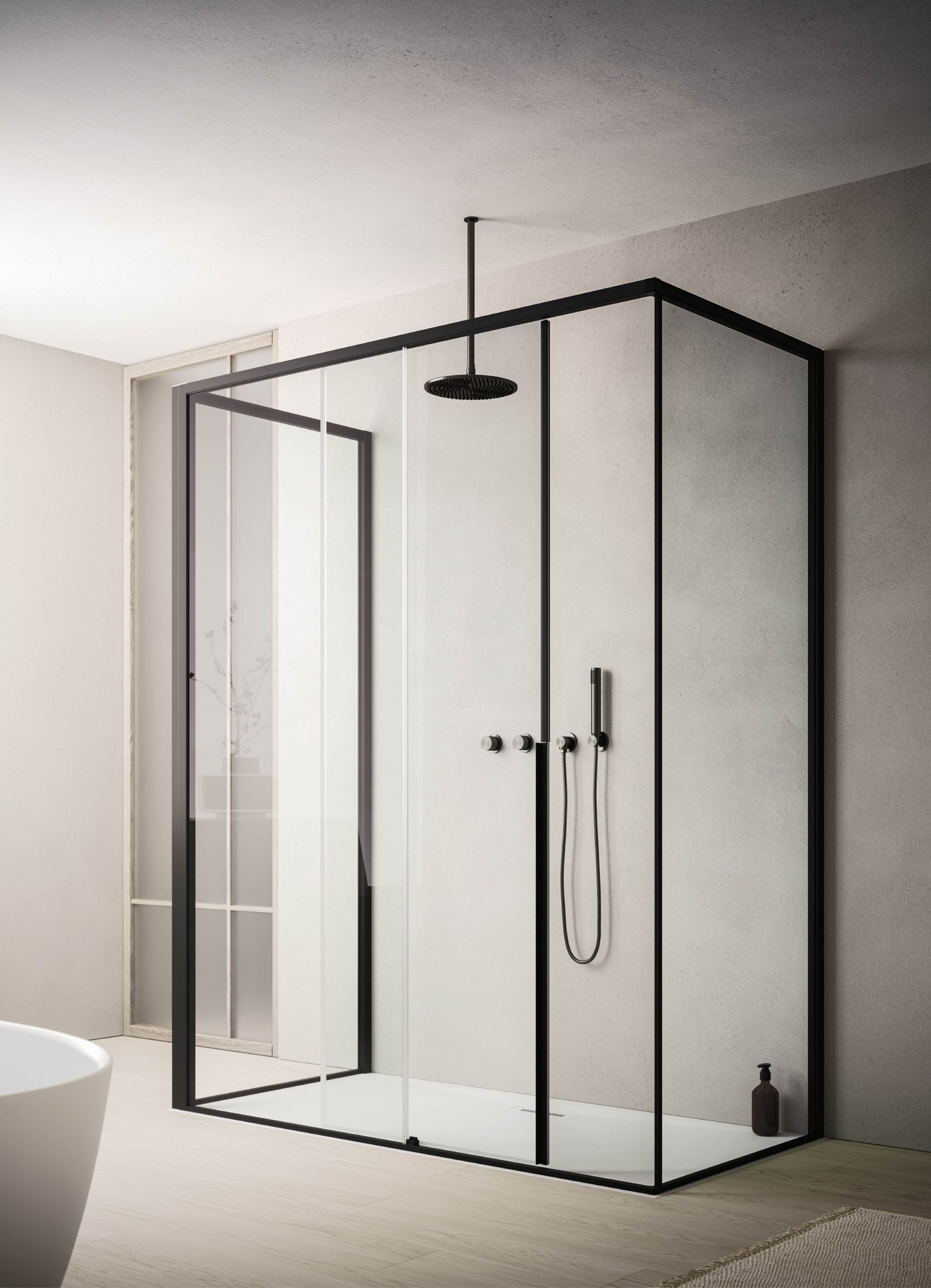 Levante_Ibra Showers